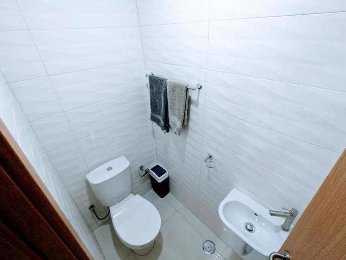 Bathroom 2, Vila Prainha, Praia