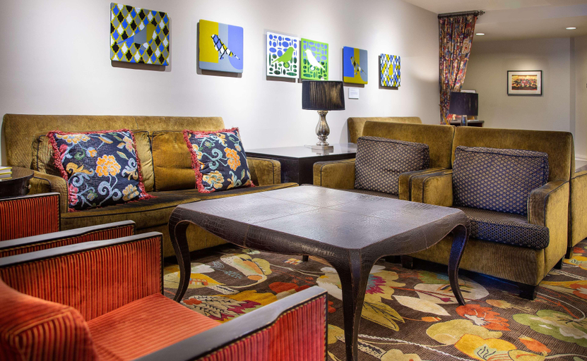 Public Area 2, The Paramount Hotel, Multnomah