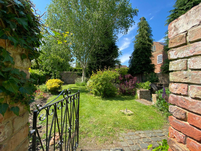 4, Papist Hall Cottages, North Lincolnshire