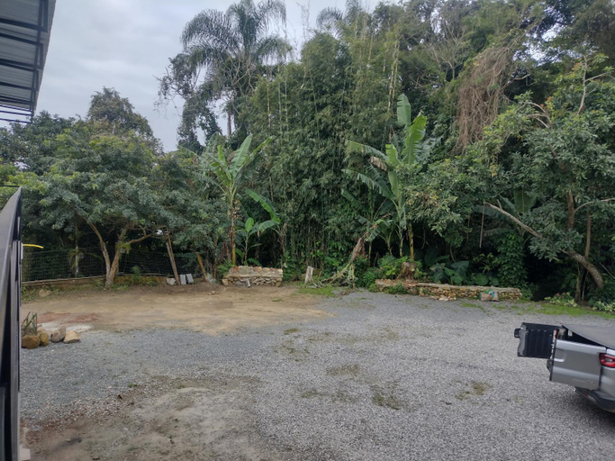 Others 5, Nosso Bosque Hospedaria, Penha