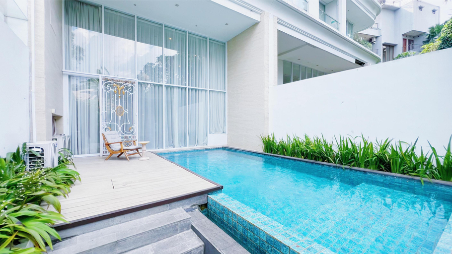 Swimming Pool 1