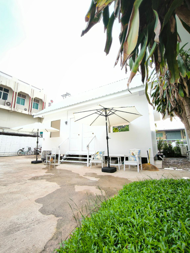 Public Area 2, Ban Ye, Muang Phayao