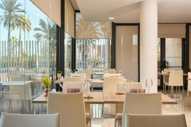Food & Drinks 5, Catalonia Barcelona Beach, Barcelona