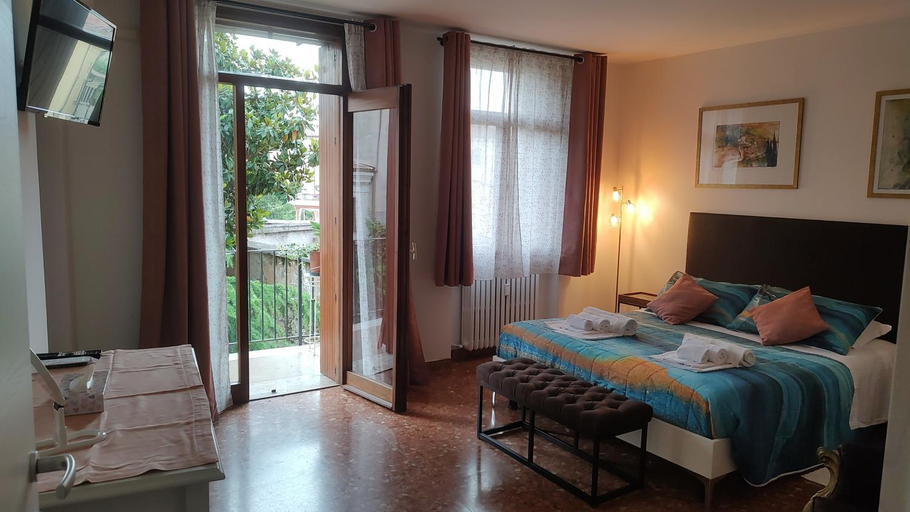 Others 5, Verona Relax & Stay APARTMENTS, Verona