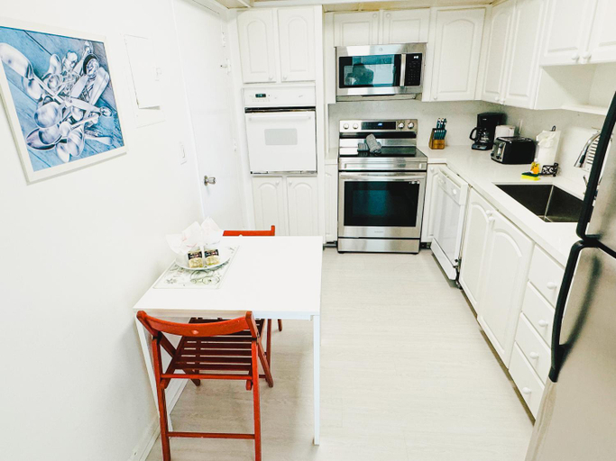 Dining Room 12