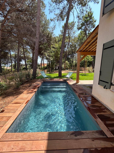 Sport & Beauty, VILLA Plages de la Nartelle- Sainte Maxime - piscine privee, Var