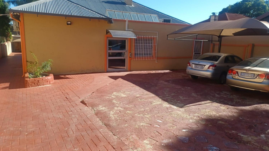 Others 5, De'moore Guest House, City of Johannesburg