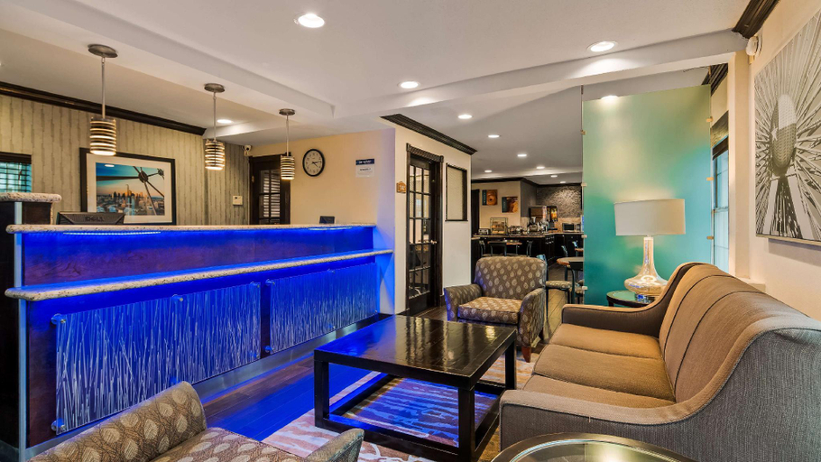 Public Area 2, Quality Inn & Suites Dallas - Cityplace, Dallas