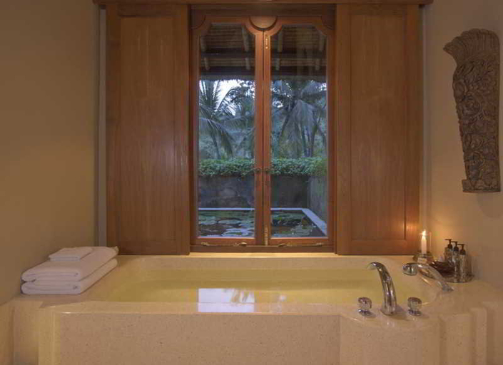 Bathroom 5, Amankila, Karangasem