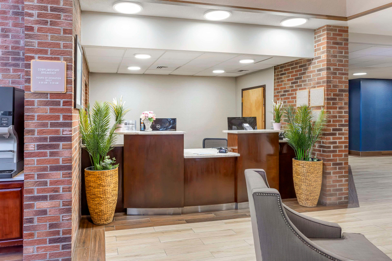 Public Area 2, Best Western Danbury/Bethel, Fairfield