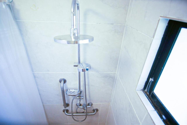 Bathroom 5, Taha Tai, ísla de Pascua
