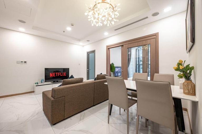 Dining Room 30