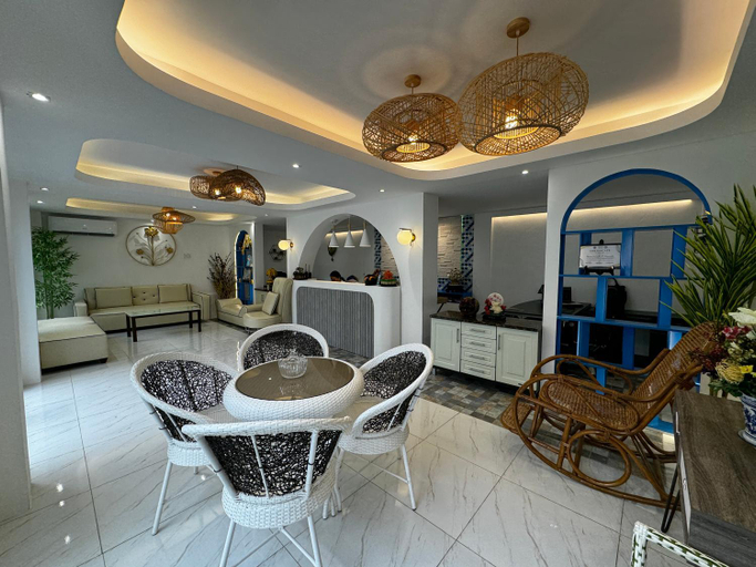 Public Area 2, Bernese Resort Hotel powered by Cocotel, Guinobatan