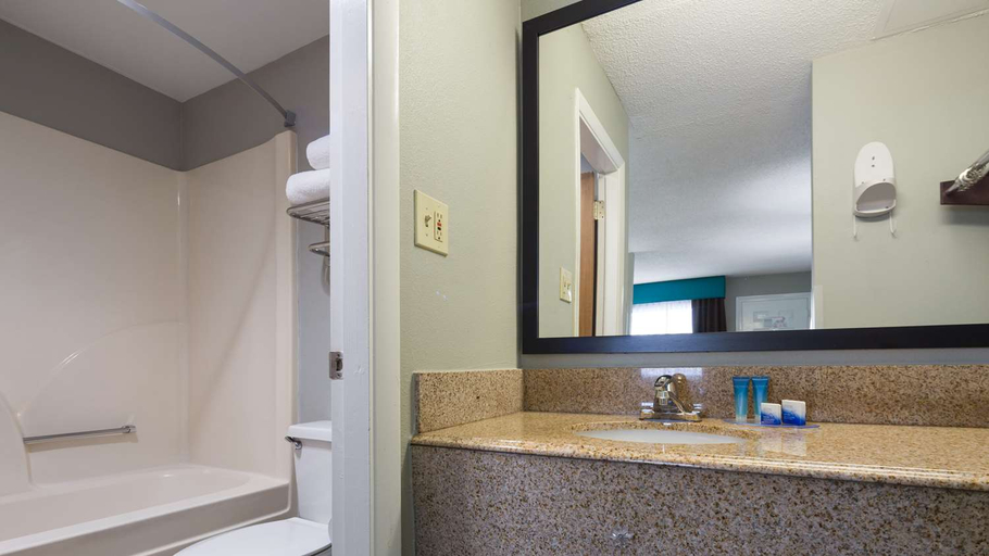 Bathroom 4, Best Western Inn, Florence