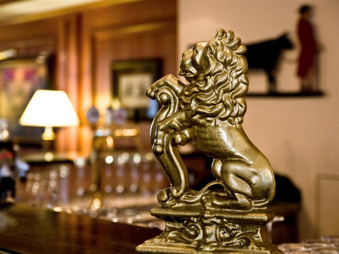Others 5, Hotel Continental, Zürich