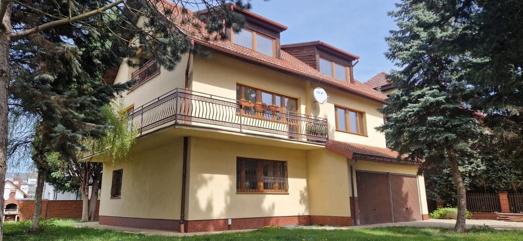 Others 4, Hostel Milicka, Trzebnica