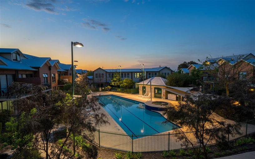Sport & Beauty 3, Perth Ascot Central Apartment Hotel, Perth