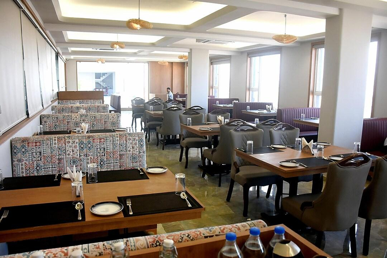 Food & Drinks 5, Regenta Inn Motikhavdi Jamnagar, Jamnagar