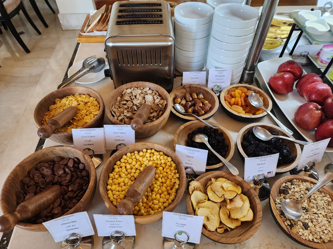 Food & Drinks 5, Steigenberger Cecil Hotel, Alexandria