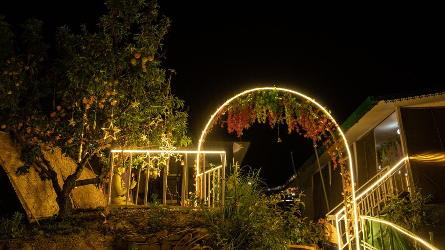 Public Area 3, The Rare One's, Nainital