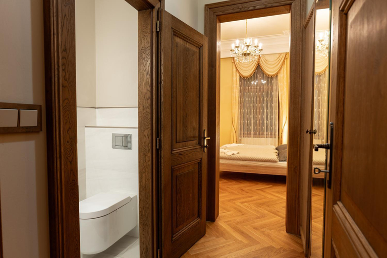 Bathroom 3, Zlaty Pelikan Apartments, Karlovy Vary