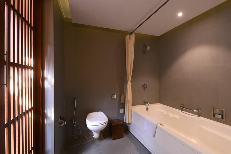 Bathroom 5, Golkonda Resort & Spa hyderabad, Ranga Reddy