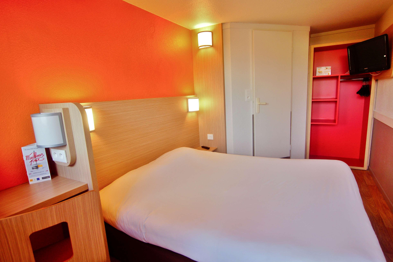Bedroom 4, Premiere Classe Saumur, Maine-et-Loire