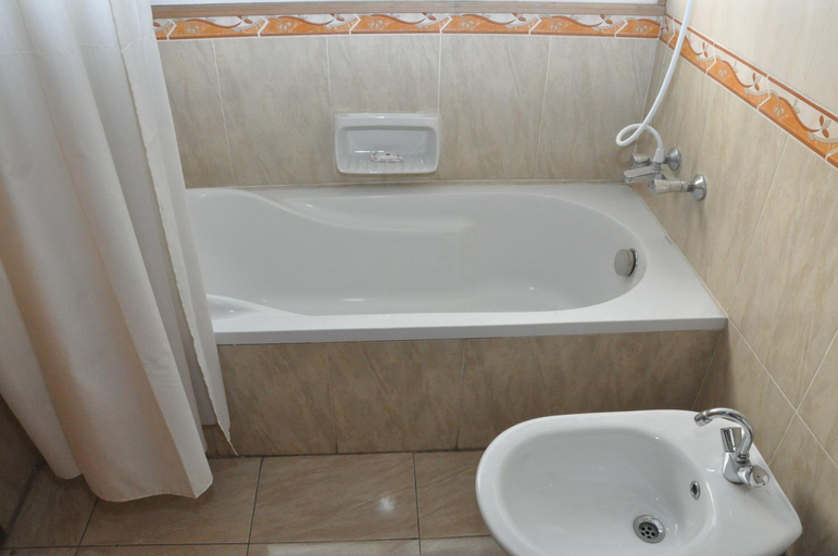 Bathroom 4