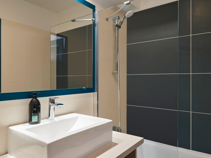Bathroom 4, Aparthotel Adagio Monaco Palais Josephine, Alpes-Maritimes