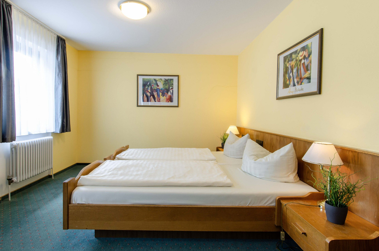 Bedroom 2, Kurgarten Hotel, Ortenaukreis