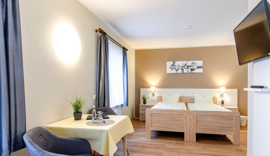 Bedroom 2, Kurgarten Hotel, Ortenaukreis