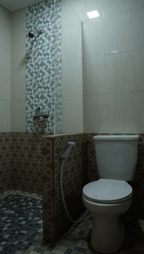 Bathroom 3