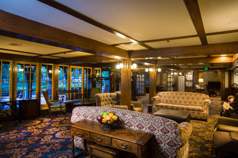 Public Area 3, UCLA Lake Arrowhead Lodge, San Bernardino