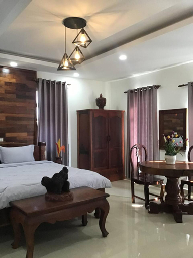 Others 4, Liza Boutique, Siem Reap