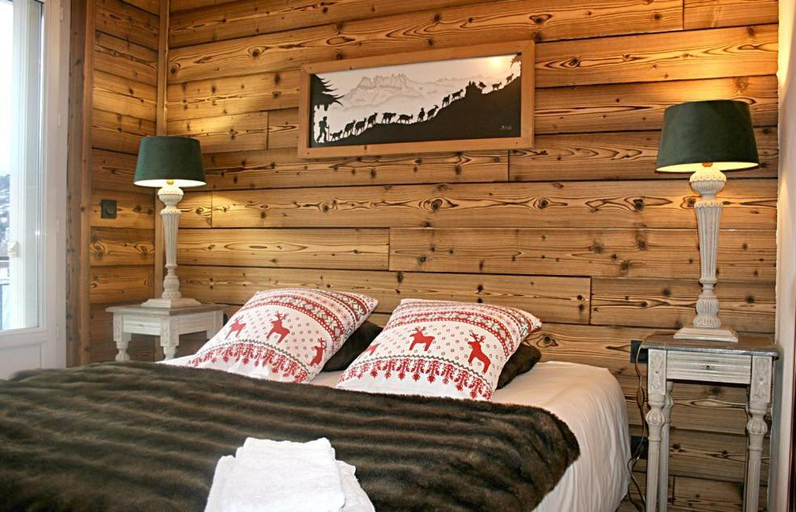 Bedroom 2, Logis Hotels de la Chaussee, Hautes-Alpes