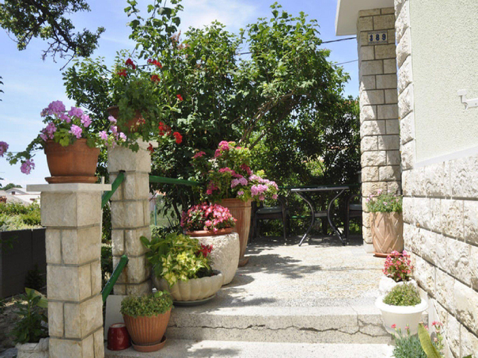 Others 3, Apartments Profaca - Two Bedroom Apartment with Terrace, Lopar/Supetarska Draga