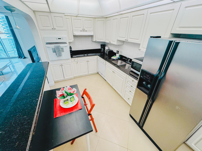 Dining Room 15