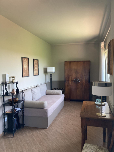 Bedroom 16