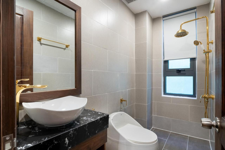 Bathroom 3, Dian Hotel And Apartment, Da Nang