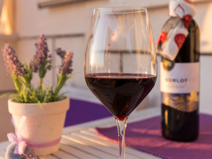 Food & Drinks 4, Apartments Lovro - Duplex One Bedroom Apartment with Terrace and Partial Sea View 1, Pojezerje
