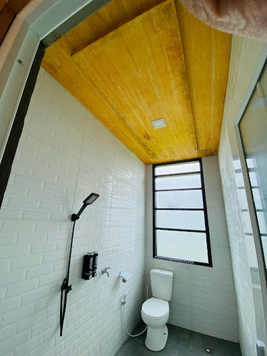 Bathroom 3, Kahiyang Villa Dieng, Wonosobo
