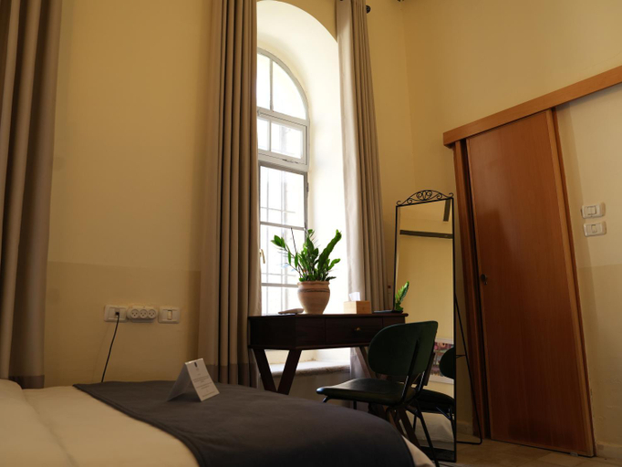 Bedroom 4, Farah Locanda, Ramallah and Al-Bireh
