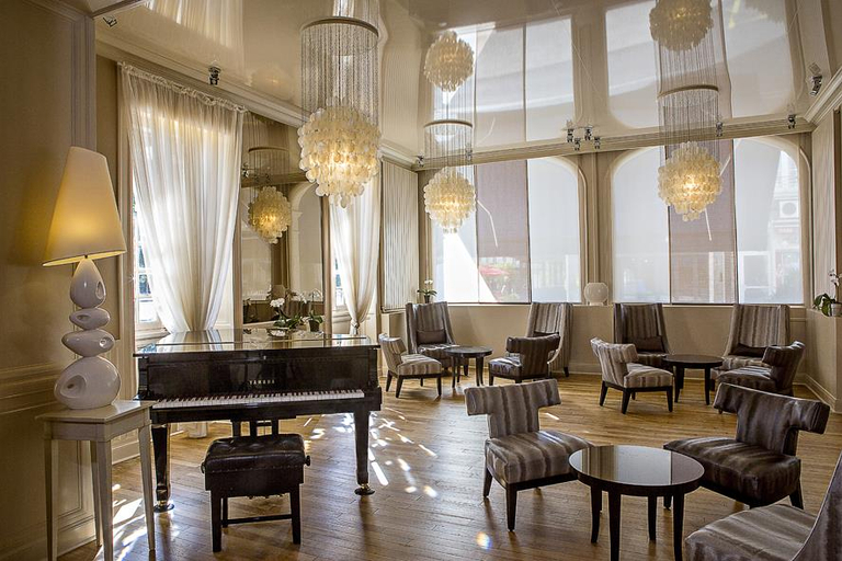 Public Area 3, Best Western Grand Hotel De Bordeaux, Cantal