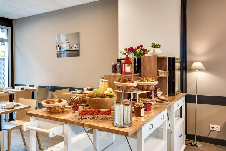 Food & Drinks 5, Brit Hotel Saint-Nazaire Centre, Loire-Atlantique