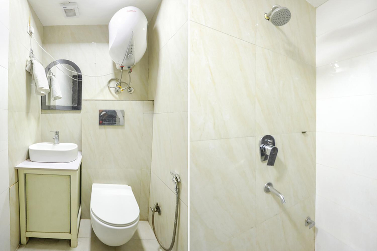 Bathroom 4, Via The Arrow Greater Kailash, Delhi