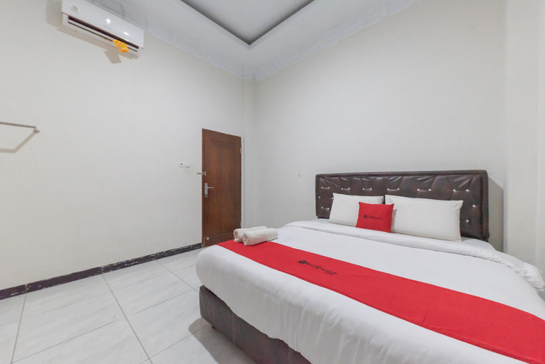 Bedroom 8