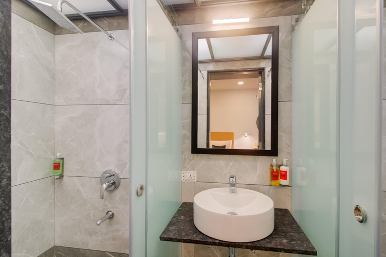Bathroom 3, Super Townhouse Balewadi, Pune