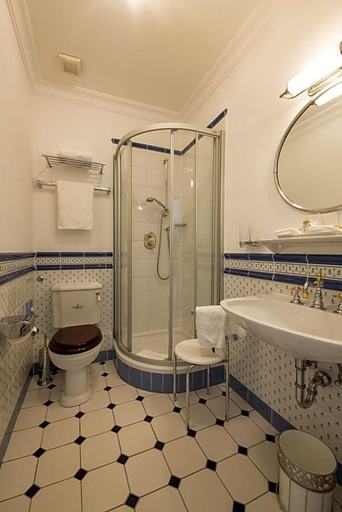 Bathroom 4, Hotel Der Kleine Prinz, Baden-Baden
