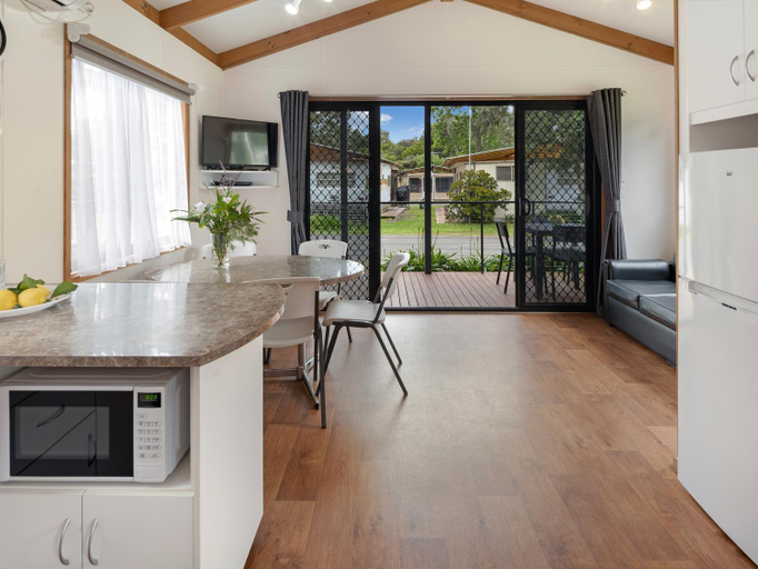 Dining Room 7