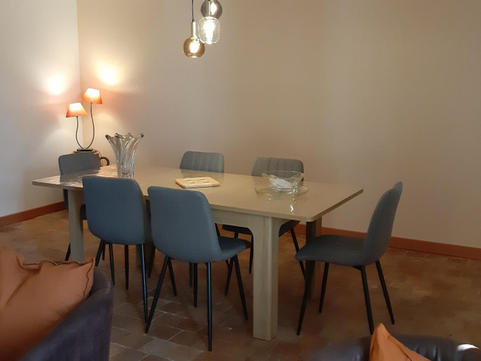 Others 4, Gite cosy pres d'Orleans avec jardin, parking, et equipements complets, Loiret